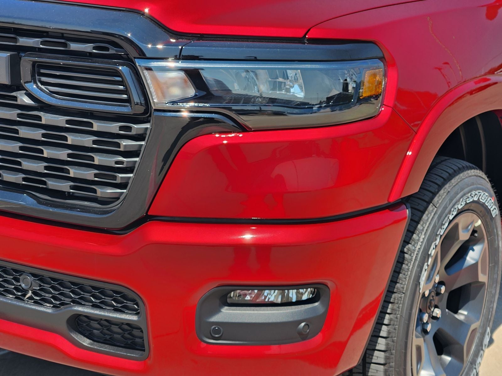 2026 RAM Ram 1500 RAM 1500 LONE STAR CREW CAB 4X4 5'7' BOX