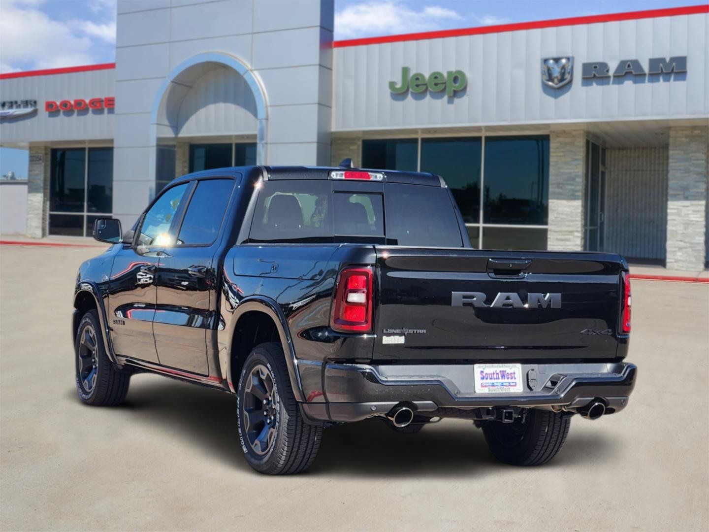 2026 RAM Ram 1500 RAM 1500 LONE STAR CREW CAB 4X4 5'7' BOX