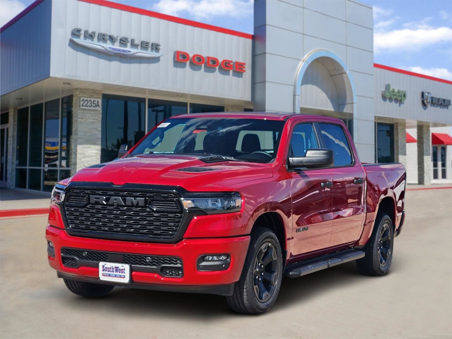 2027 RAM Ram 1500 RAM 1500 EXPRESS CREW CAB 4X4 5'7' BOX