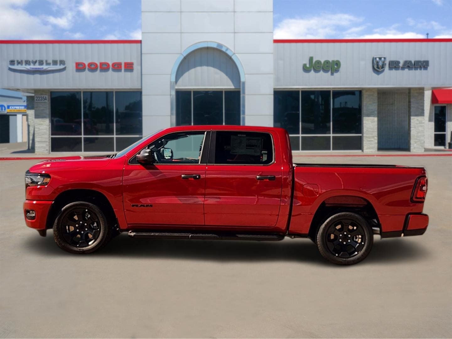 2027 RAM Ram 1500 RAM 1500 EXPRESS CREW CAB 4X4 5'7' BOX