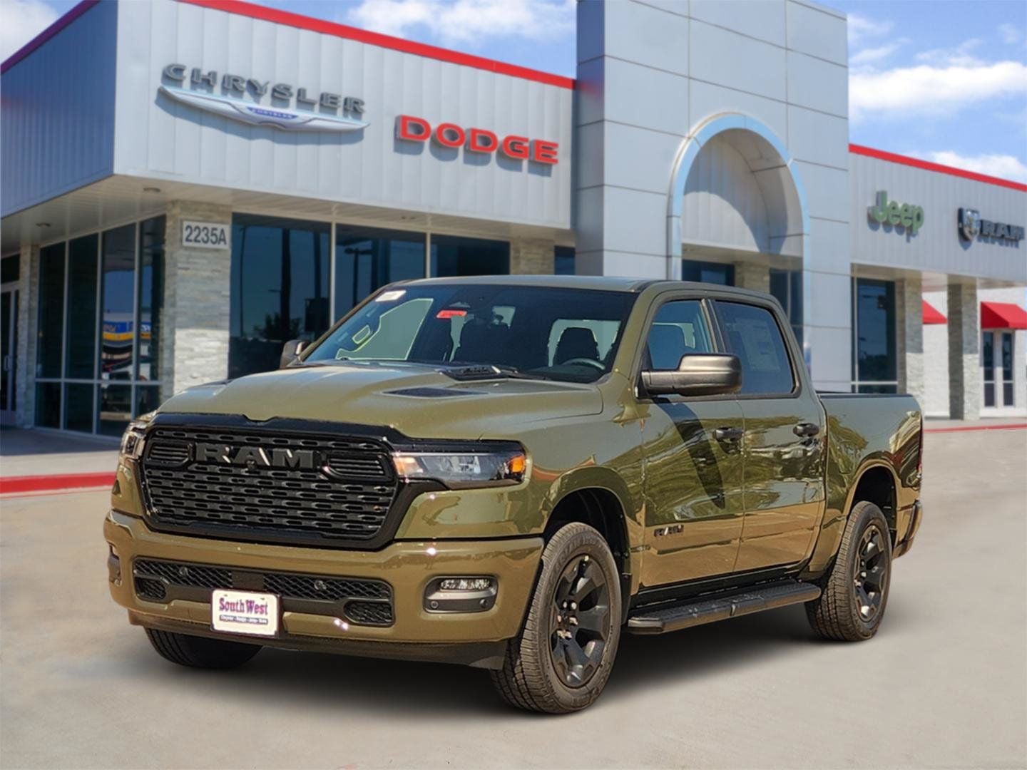 2027 RAM Ram 1500 RAM 1500 EXPRESS CREW CAB 4X4 5'7' BOX