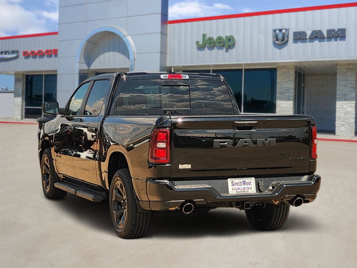 2026 RAM Ram 1500 RAM 1500 EXPRESS CREW CAB 4X4 5'7' BOX