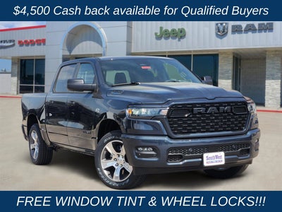 2026 RAM Ram 1500 RAM 1500 EXPRESS CREW CAB 4X4 5'7' BOX