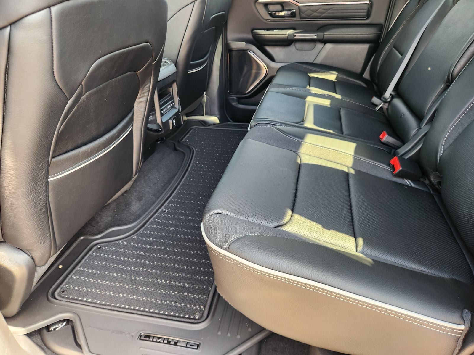 2027 RAM Ram 1500 Limited
