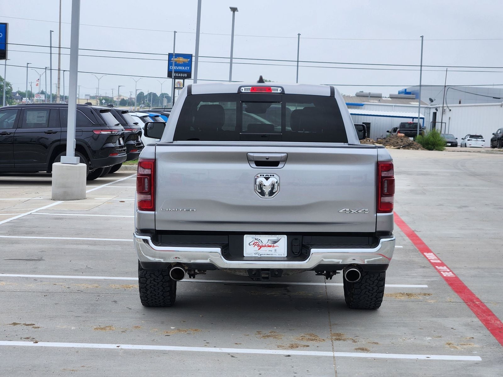 2024 RAM Ram 1500 Limited Crew Cab 4x4 5'7' Box