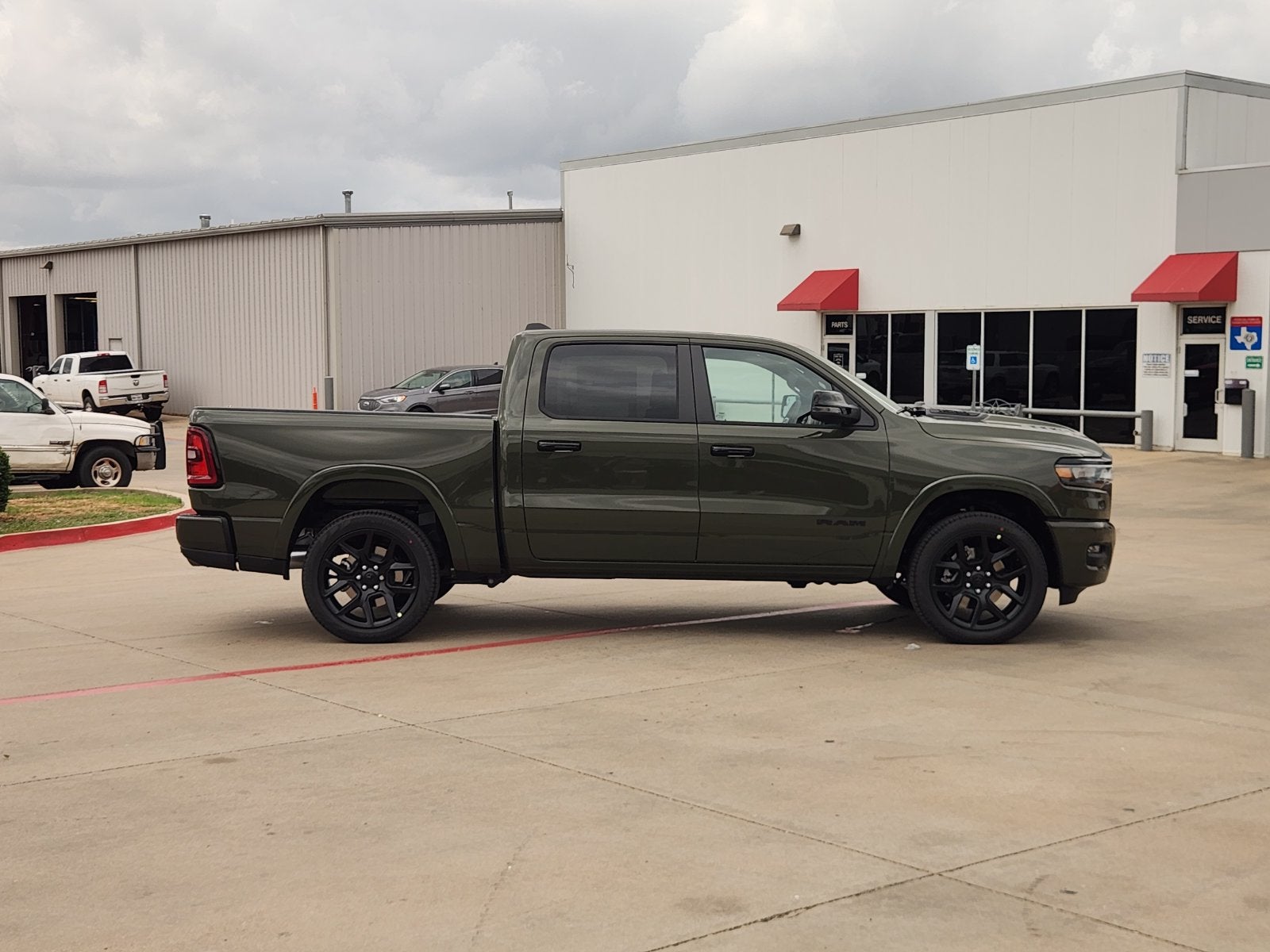 2027 RAM Ram 1500 RAM 1500 LARAMIE CREW CAB 4X4 5'7' BOX