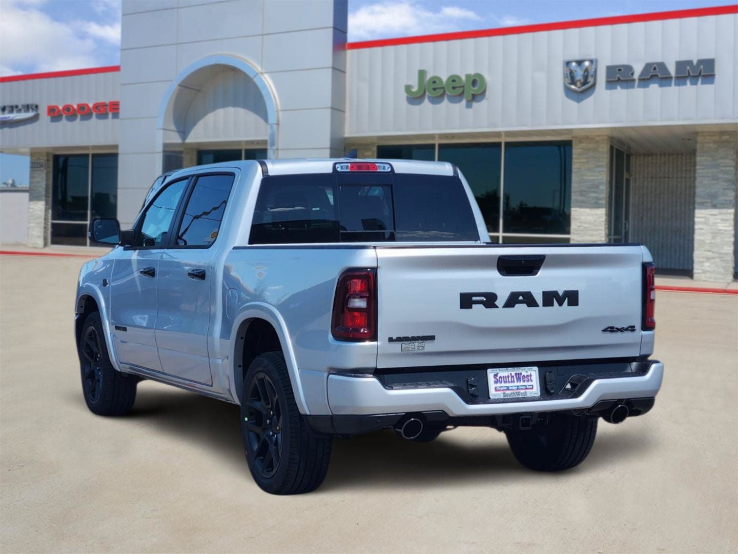 2027 RAM Ram 1500 RAM 1500 LARAMIE CREW CAB 4X4 5'7' BOX