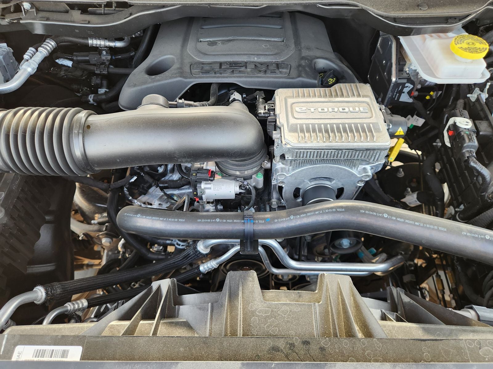 2026 RAM Ram 1500 Laramie Crew Cab 4x4 5'7' Box