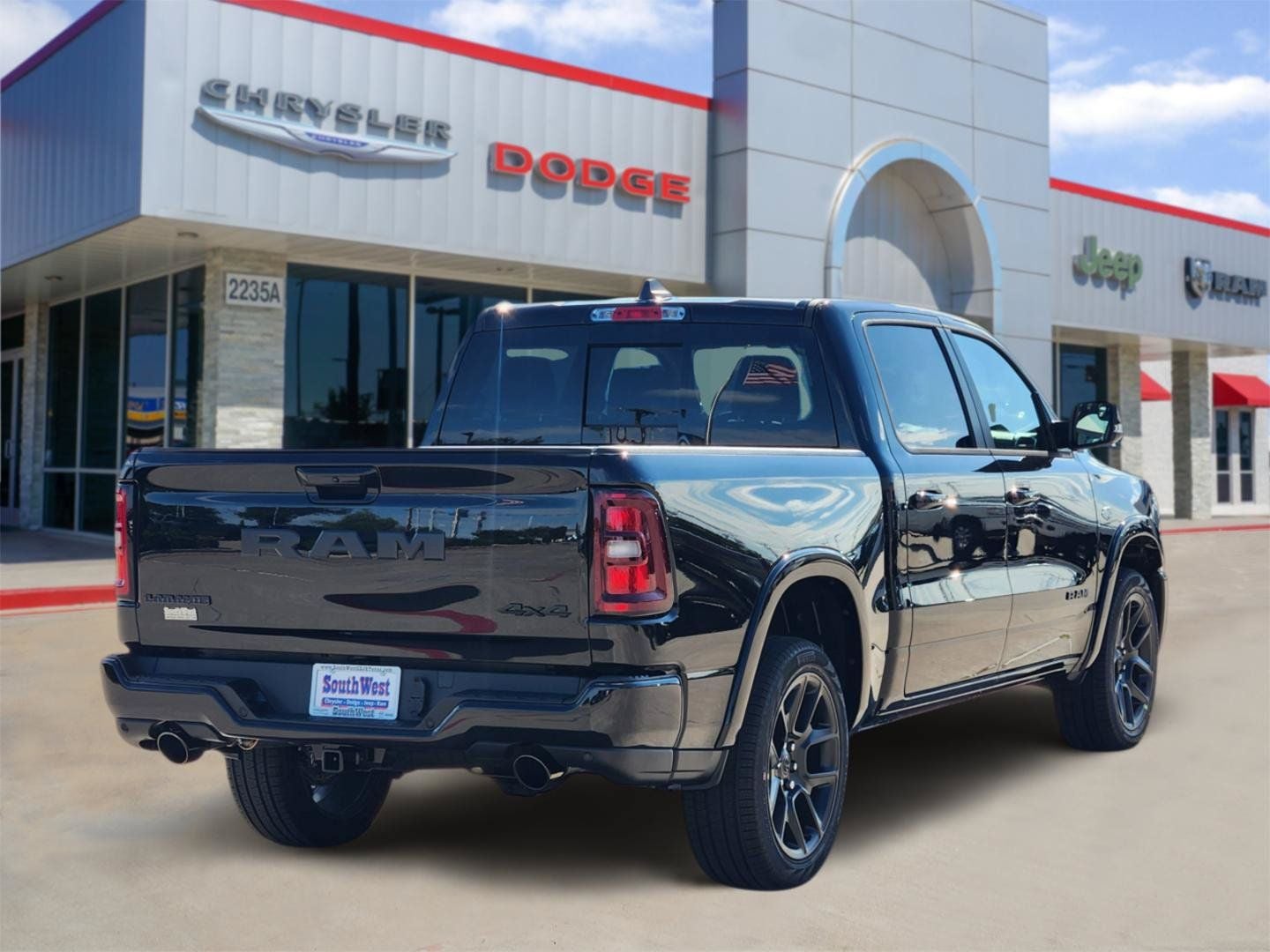 2026 RAM Ram 1500 RAM 1500 LARAMIE CREW CAB 4X4 5'7' BOX