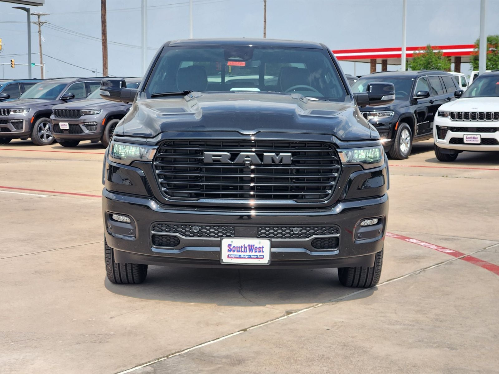 2026 RAM Ram 1500 RAM 1500 LARAMIE CREW CAB 4X4 5'7' BOX