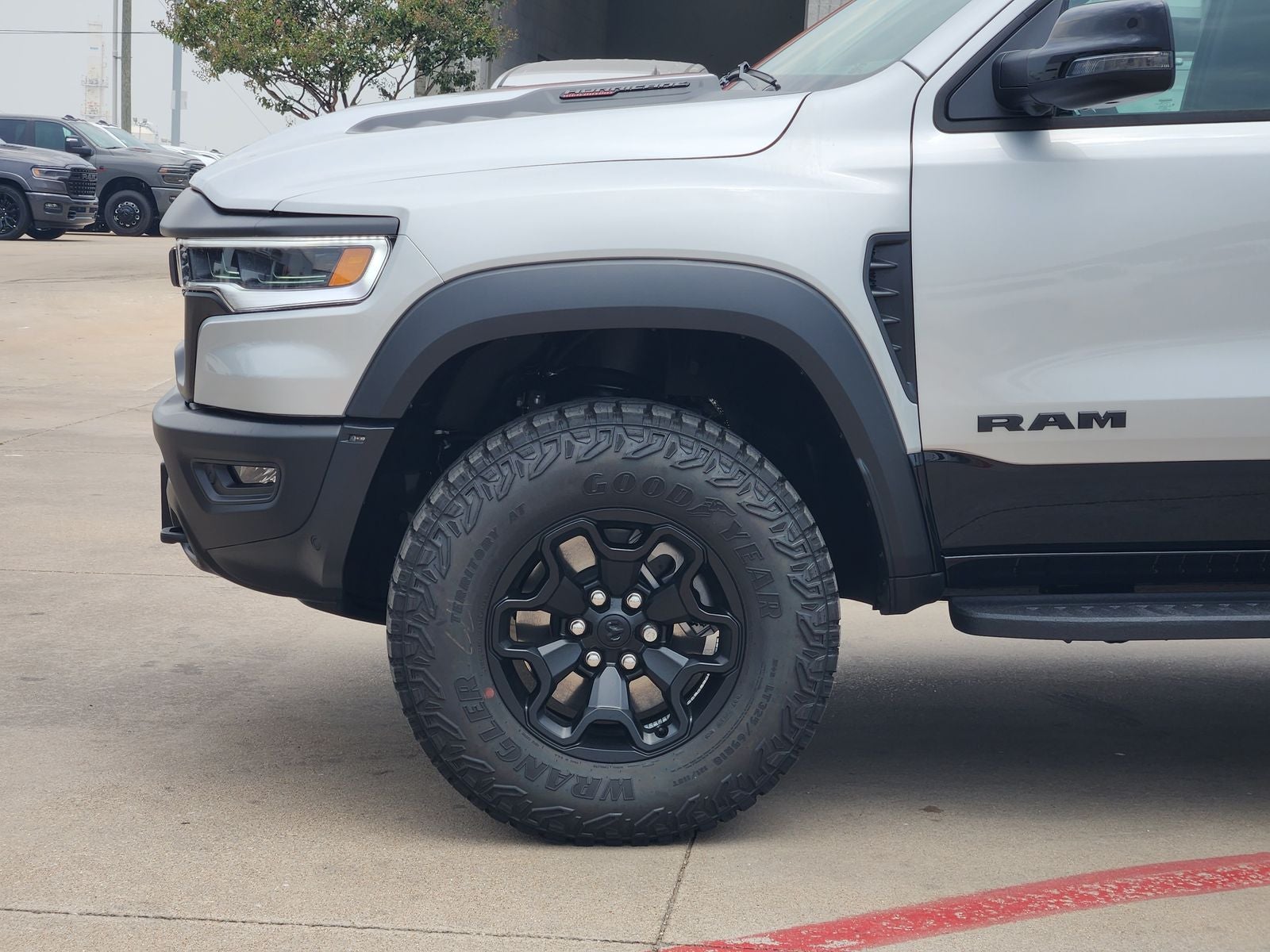 2026 RAM Ram 1500 RAM 1500 RHO CREW CAB 4X4 5'7' BOX
