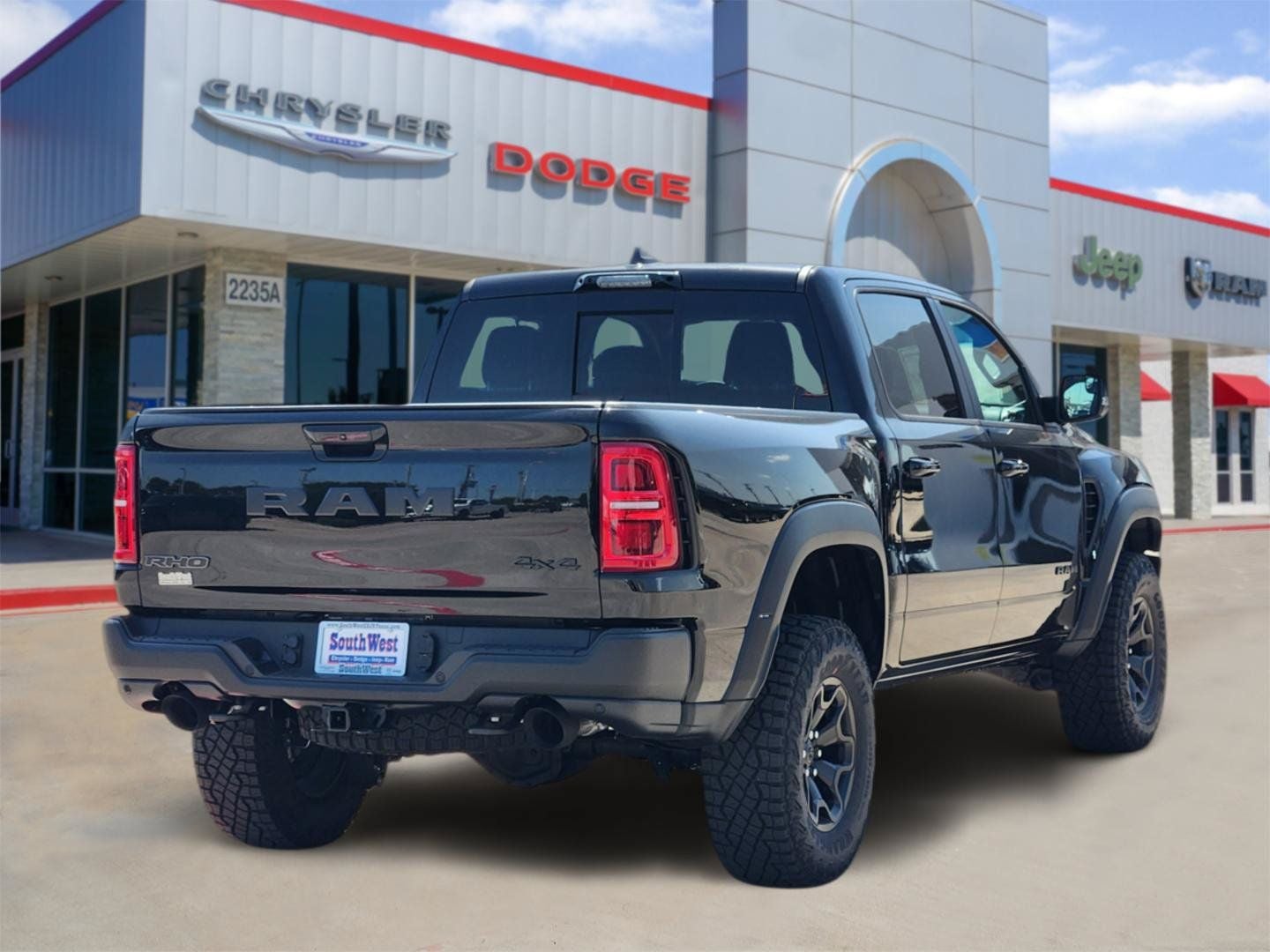 2026 RAM Ram 1500 RAM 1500 RHO CREW CAB 4X4 5'7' BOX