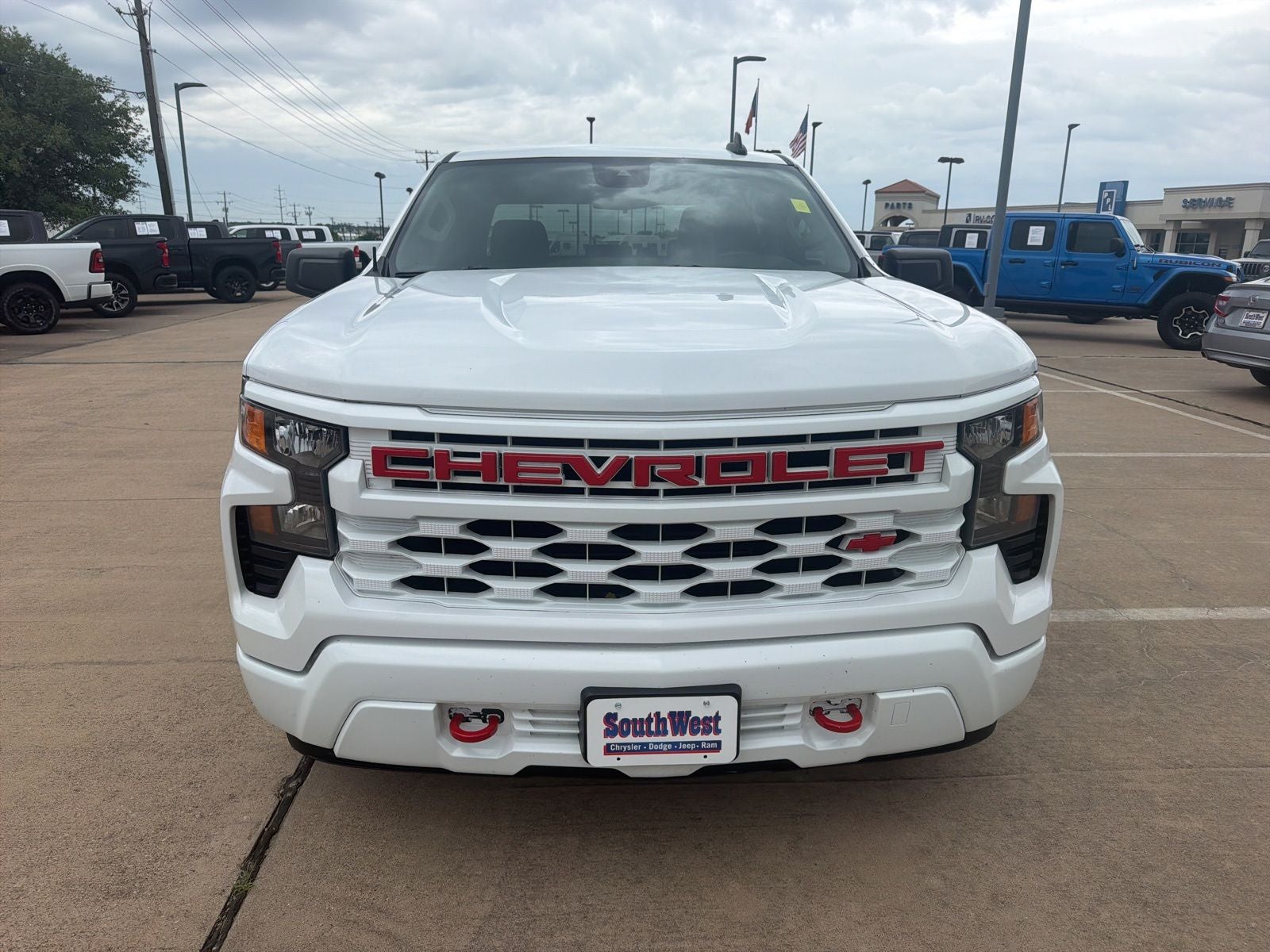 2023 Chevrolet Silverado 1500 2WD Crew Cab Short Bed Custom