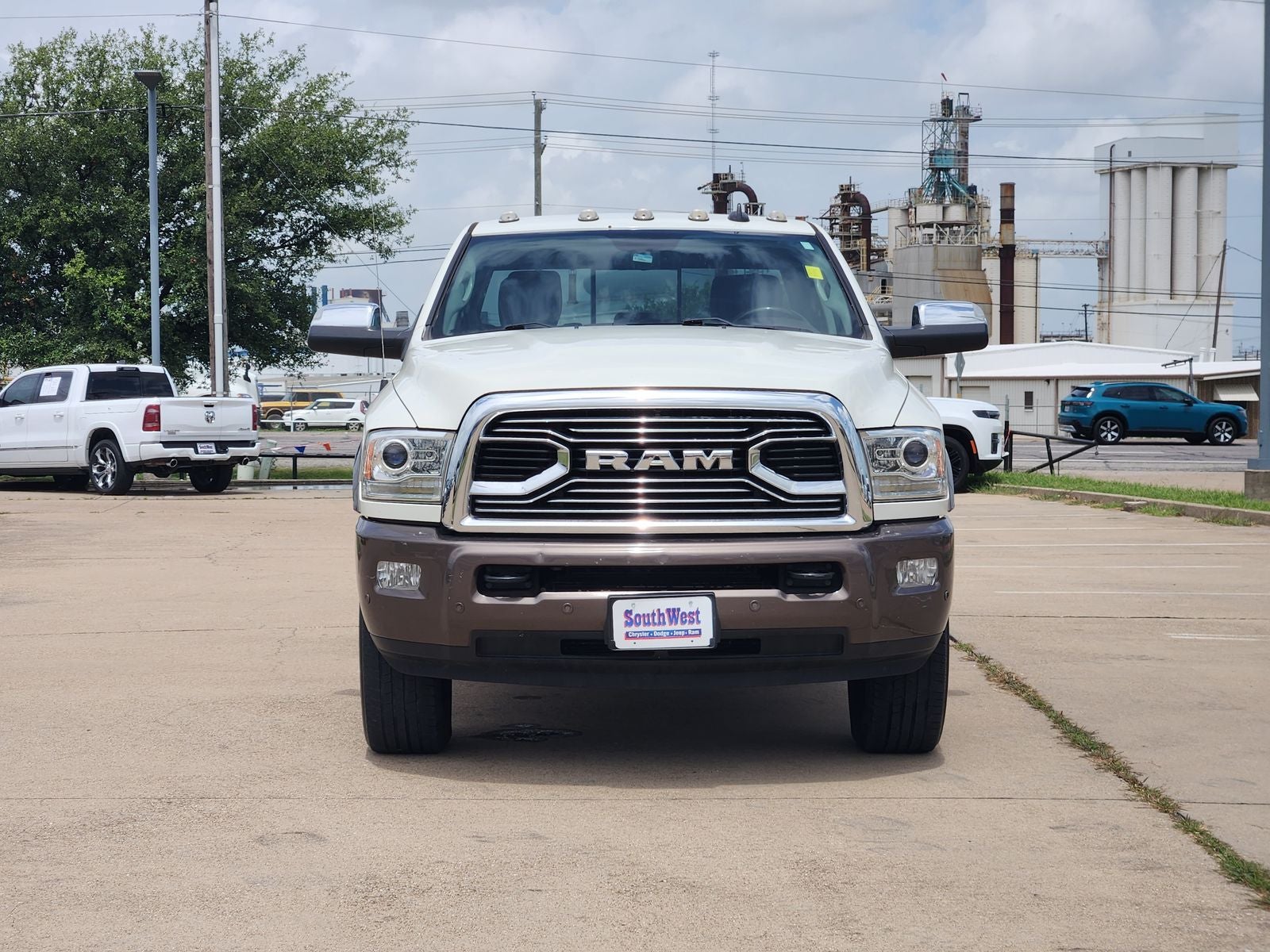 2018 RAM Ram 3500 Laramie Longhorn Crew Cab 4x4 8' Box