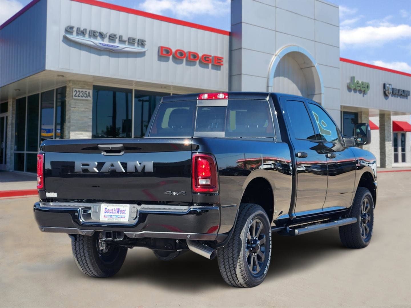 2026 RAM Ram 2500 RAM 2500 BLACK EXPRESS CREW CAB 4X4 6'4' BOX