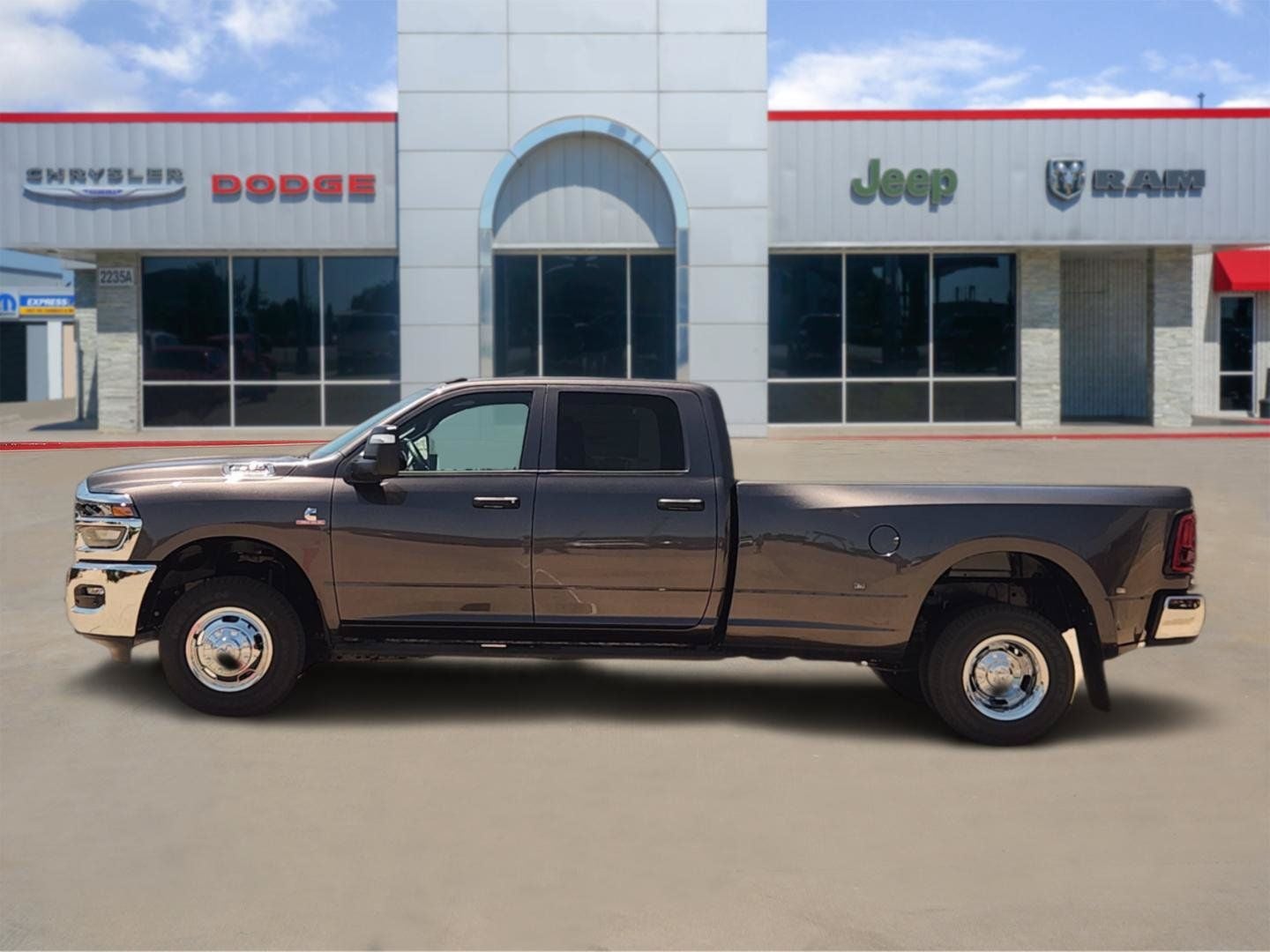 2026 RAM Ram 3500 RAM 3500 TRADESMAN CREW CAB 4X4 8' BOX