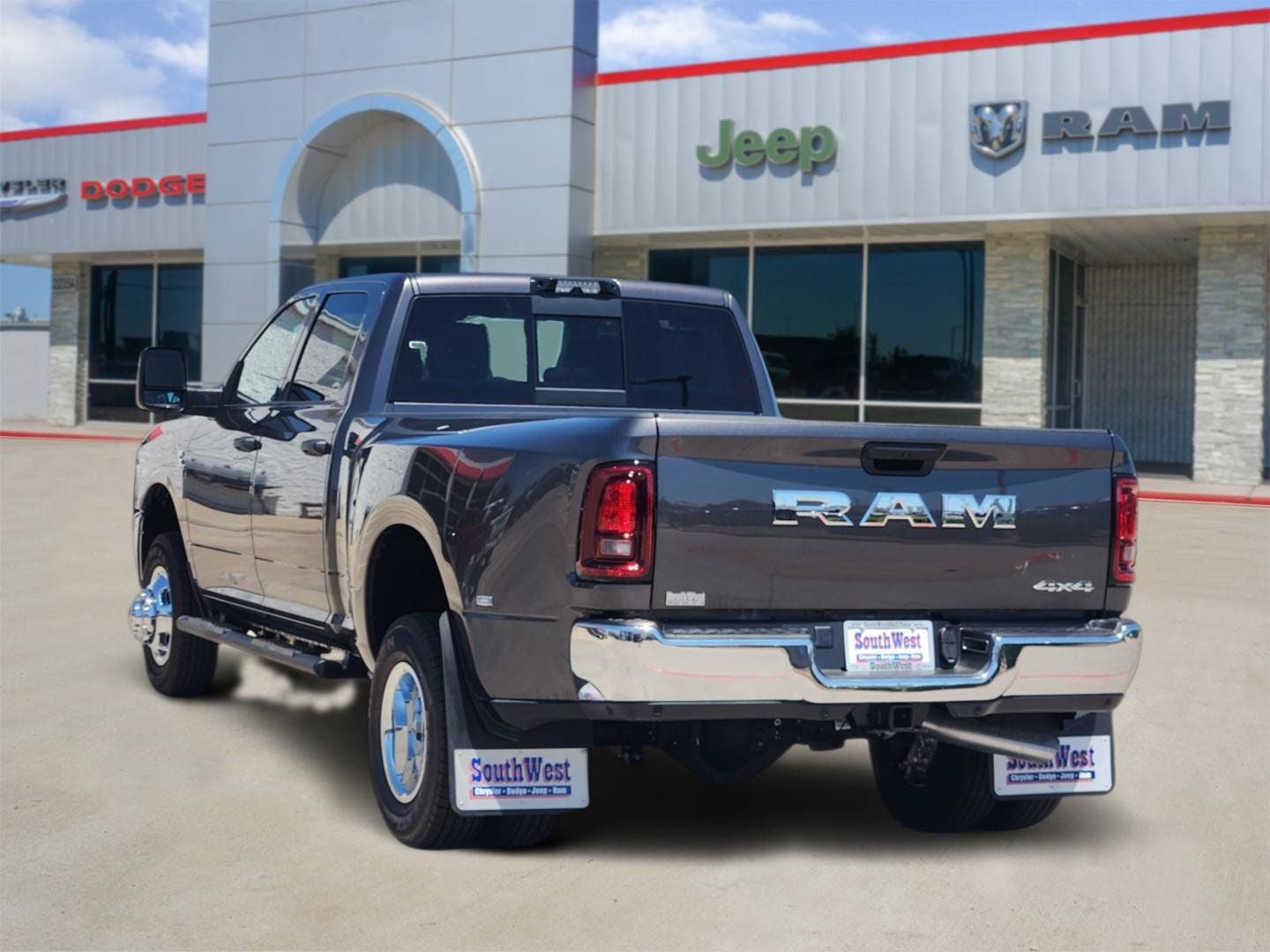 2026 RAM Ram 3500 RAM 3500 TRADESMAN CREW CAB 4X4 8' BOX