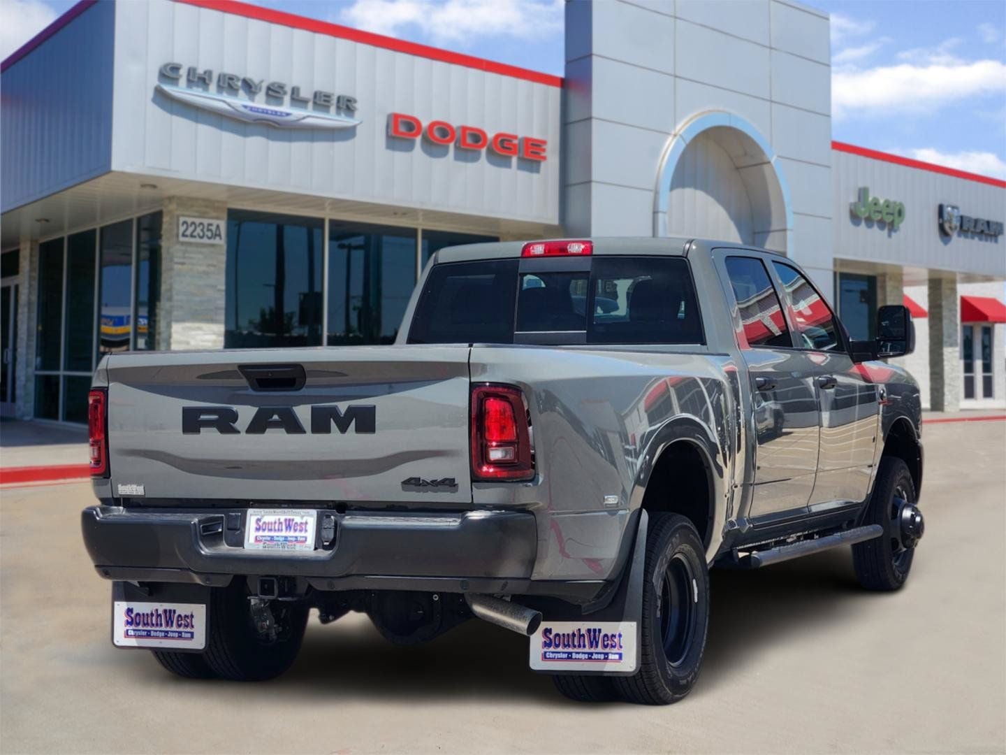 2026 RAM Ram 3500 RAM 3500 TRADESMAN CREW CAB 4X4 8' BOX
