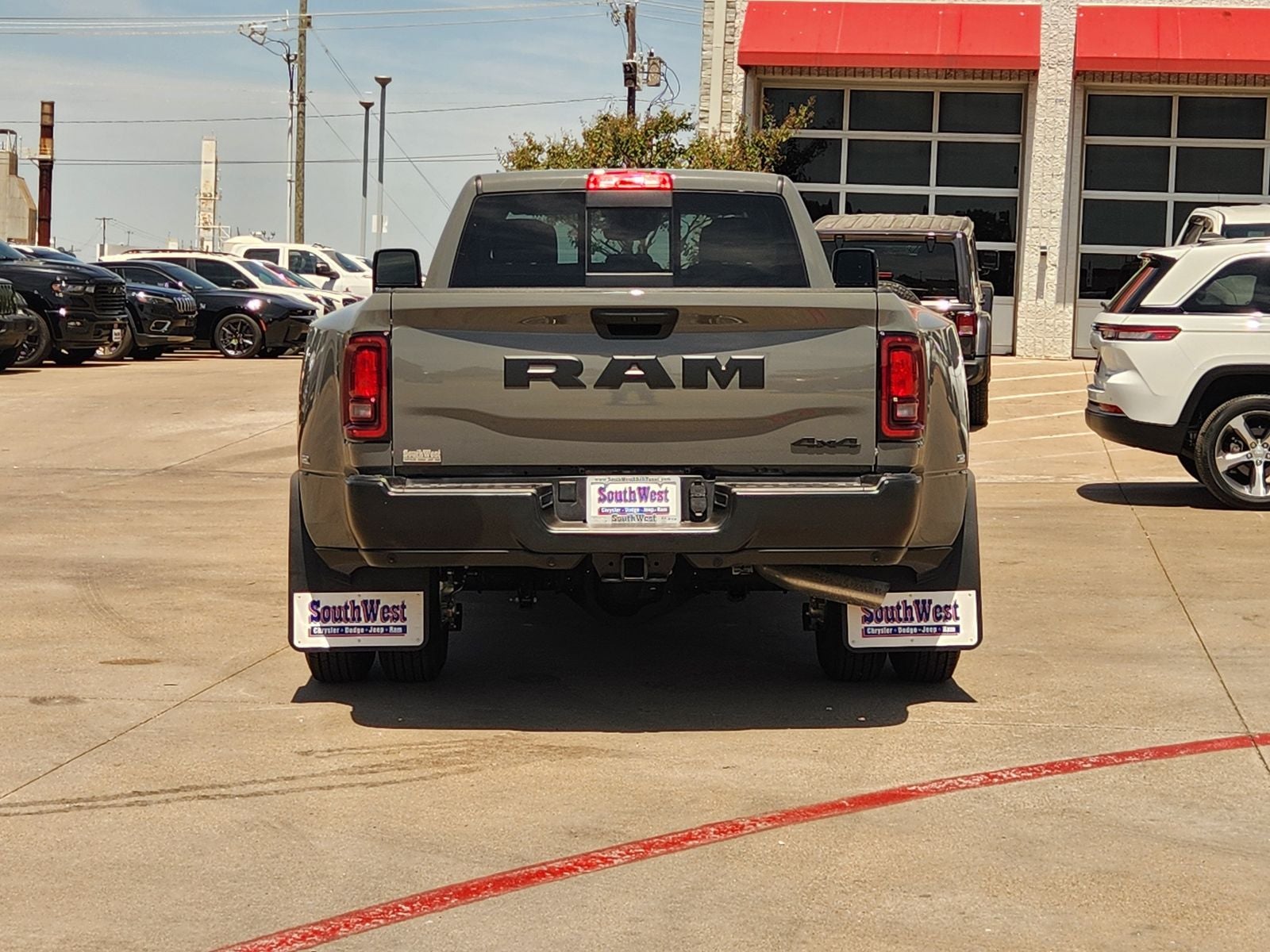 2026 RAM Ram 3500 RAM 3500 TRADESMAN CREW CAB 4X4 8' BOX