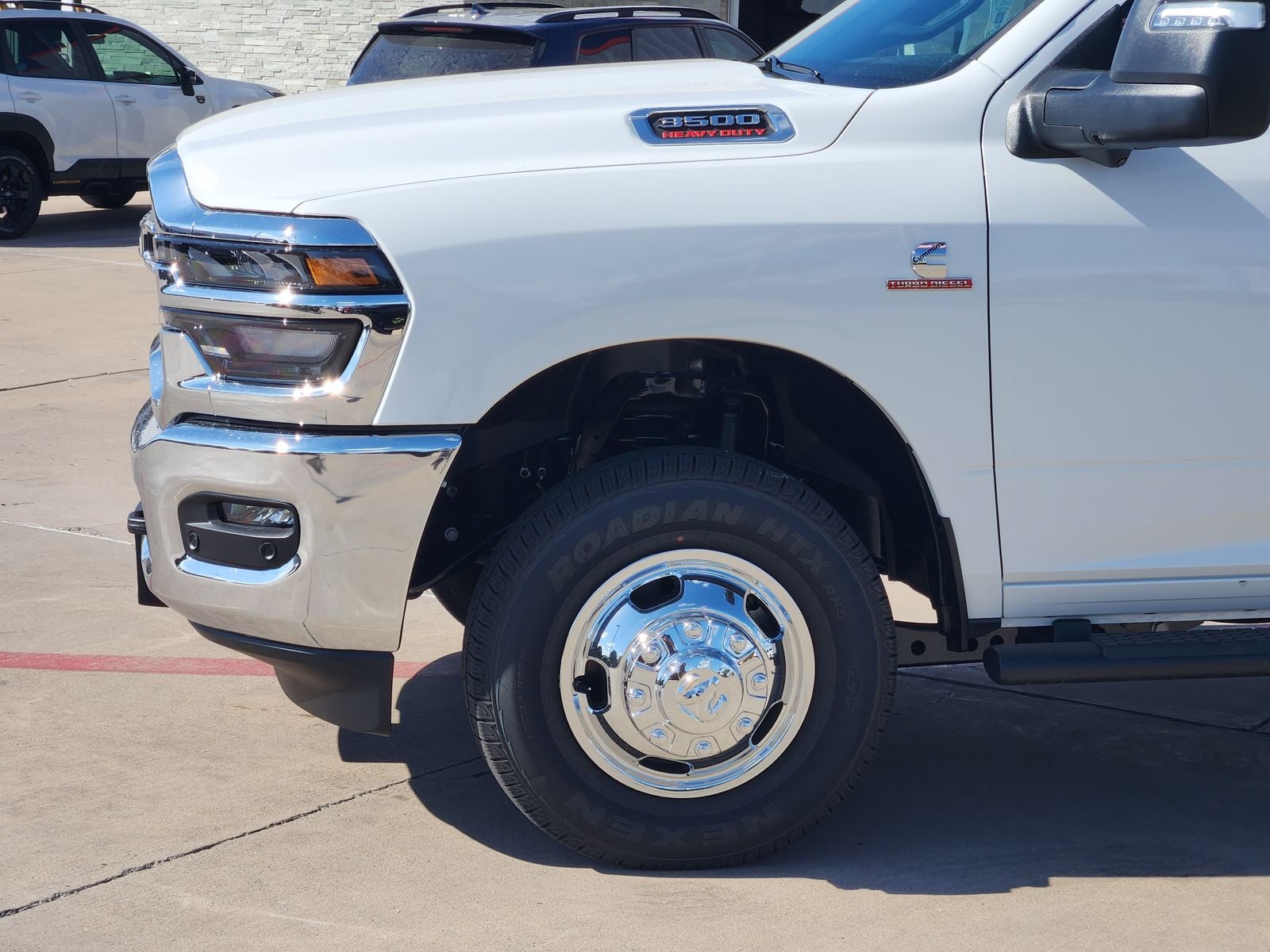 2027 RAM Ram 3500 RAM 3500 TRADESMAN CREW CAB 4X4 8' BOX