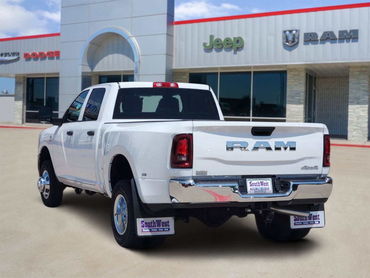 2026 RAM Ram 3500 RAM 3500 TRADESMAN CREW CAB 4X4 8' BOX