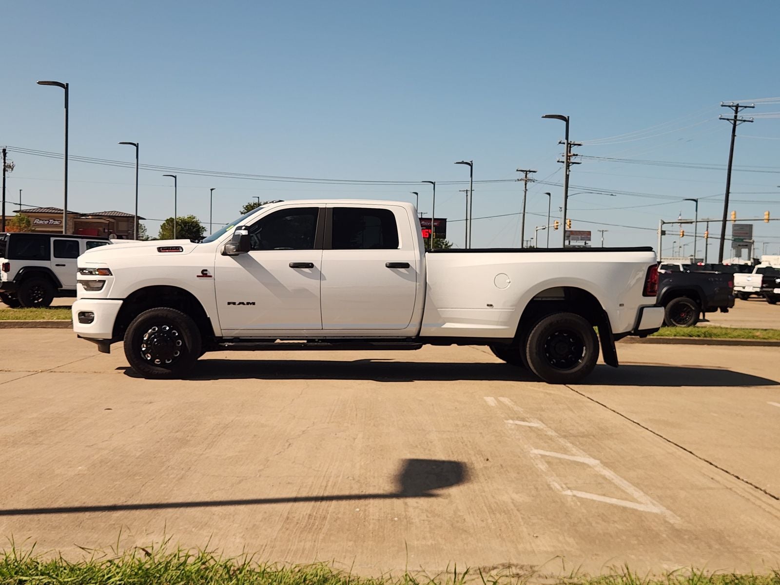 2026 RAM Ram 3500 Lone Star Crew Cab 4x4 8' Box