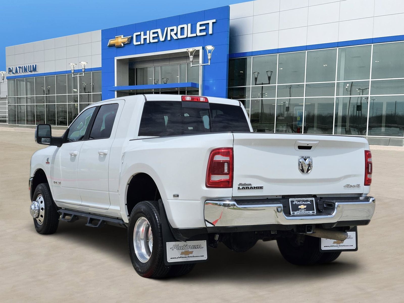 2024 RAM Ram 3500 Laramie Mega Cab 4x4 6'4' Box