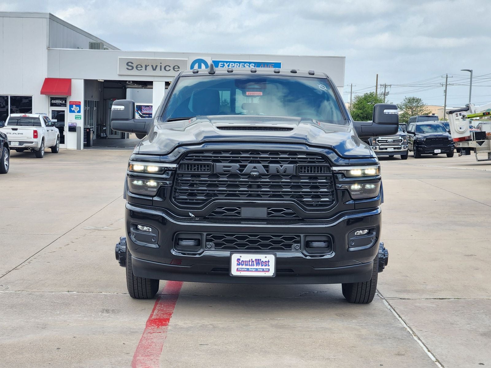 2026 RAM Ram 3500 RAM 3500 LIMITED CREW CAB 4X4 8' BOX