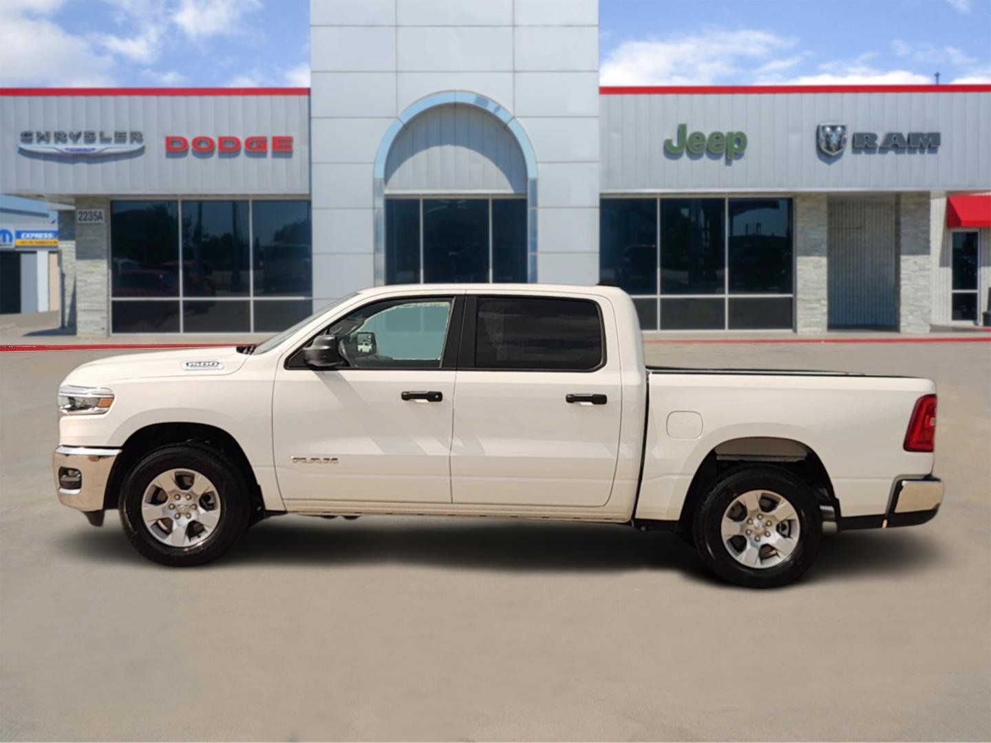 2026 RAM Ram 1500 RAM 1500 LONE STAR CREW CAB 4X2 5'7' BOX