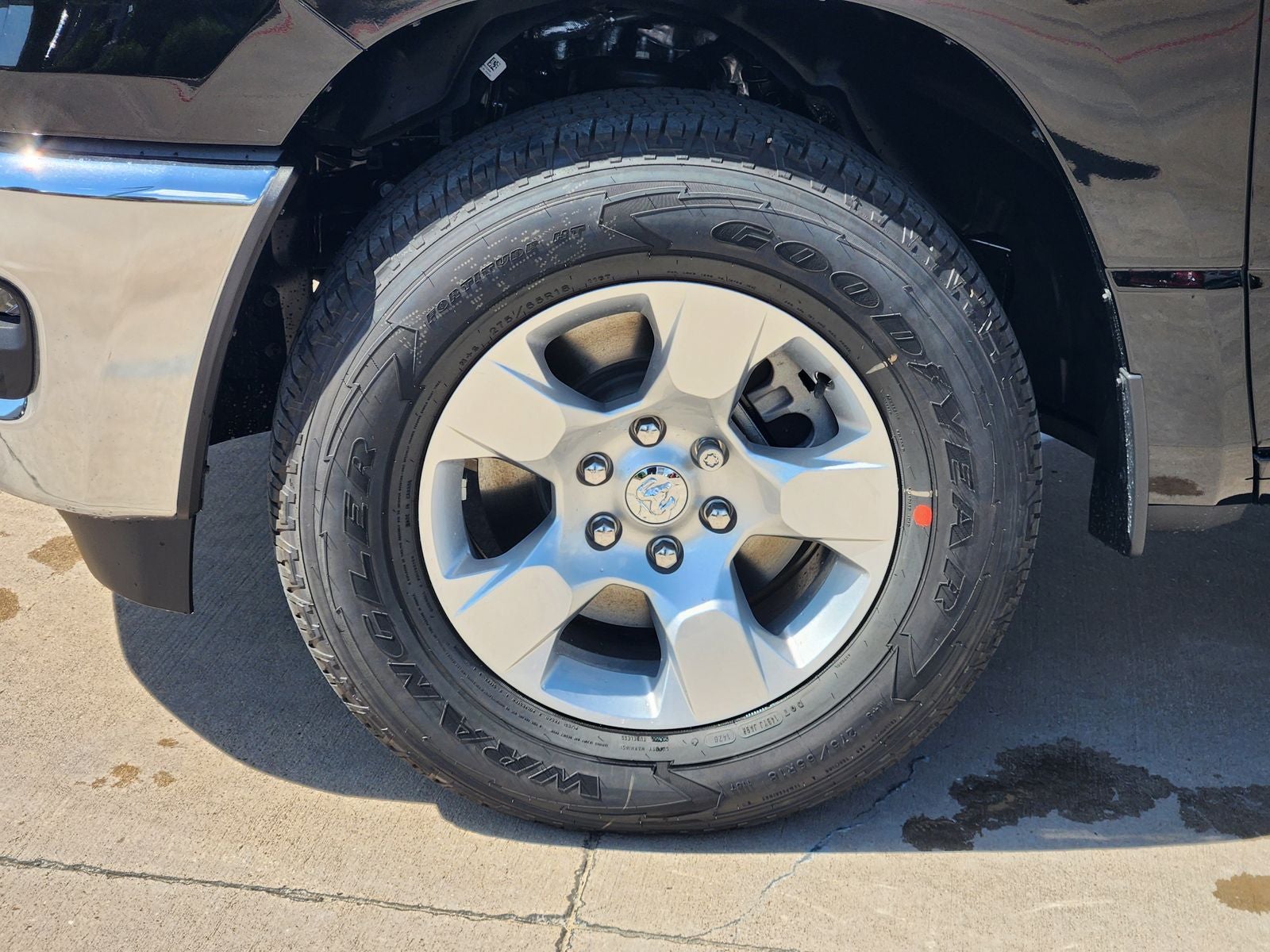 2026 RAM Ram 1500 RAM 1500 LONE STAR CREW CAB 4X2 5'7' BOX