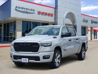 2026 RAM Ram 1500 RAM 1500 EXPRESS CREW CAB 4X2 5'7' BOX