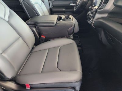 2026 RAM Ram 1500 RAM 1500 TRADESMAN CREW CAB 4X2 5'7' BOX