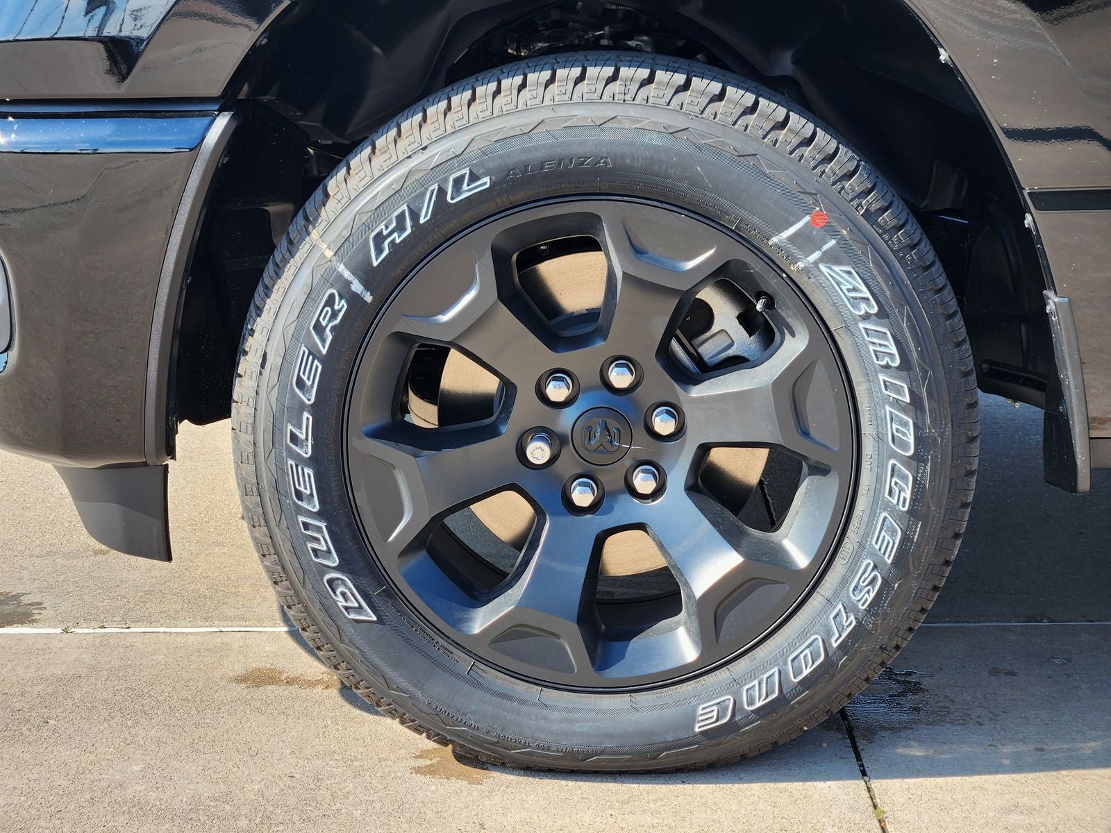 2026 RAM Ram 1500 RAM 1500 EXPRESS CREW CAB 4X4 5'7' BOX