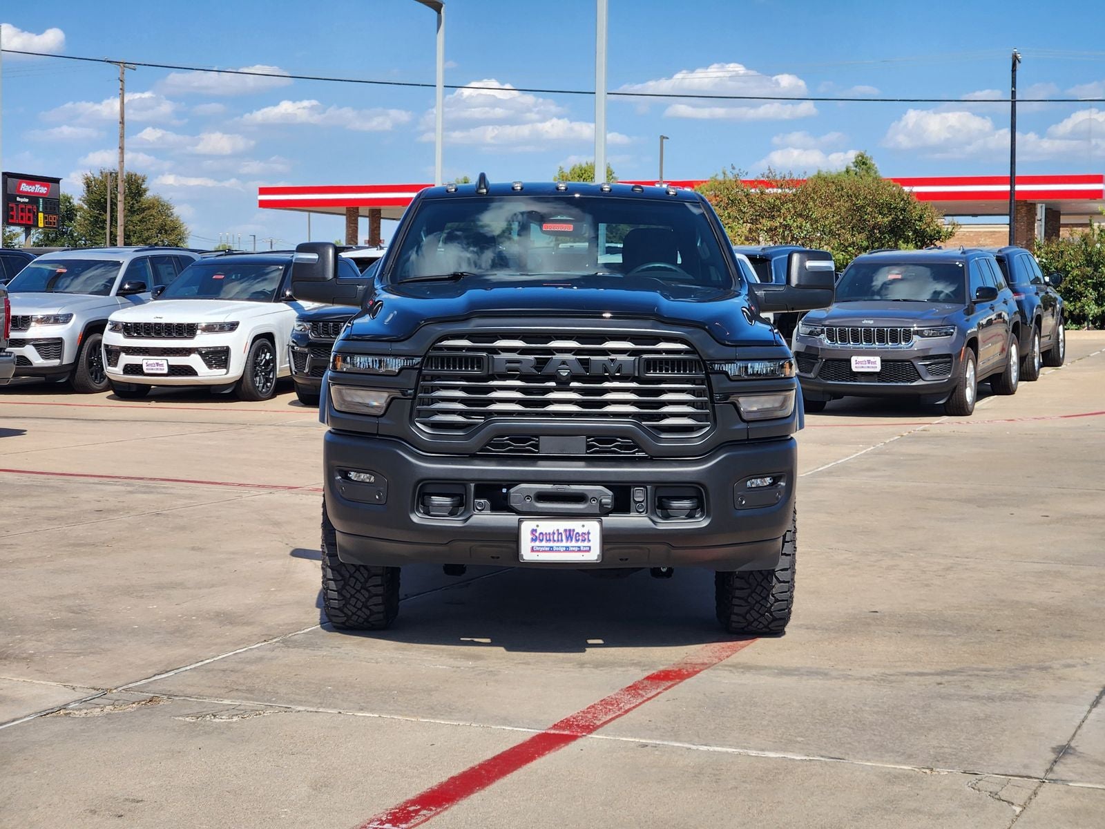 2026 RAM Ram 2500 RAM 2500 TRADESMAN CREW CAB 4X4 6'4' BOX