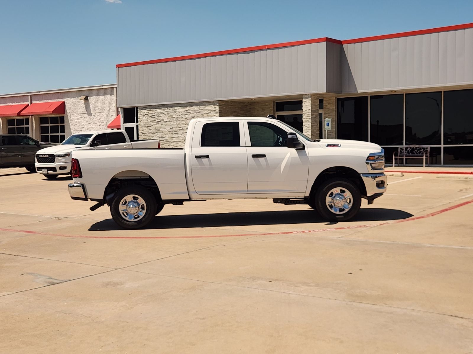 2026 RAM Ram 2500 RAM 2500 TRADESMAN CREW CAB 4X4 6'4' BOX