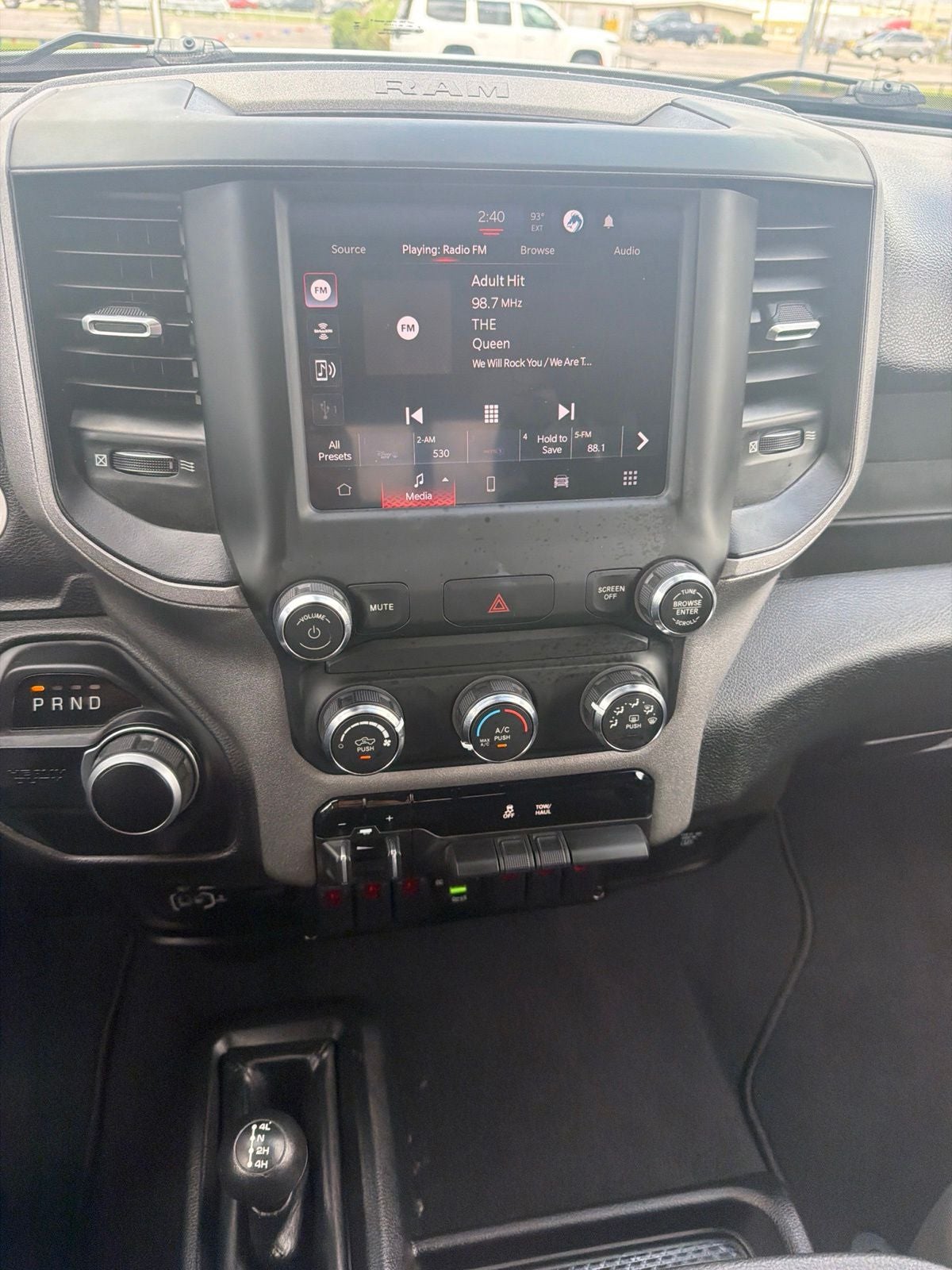 2024 RAM Ram 2500 Tradesman Crew Cab 4x4 6'4' Box