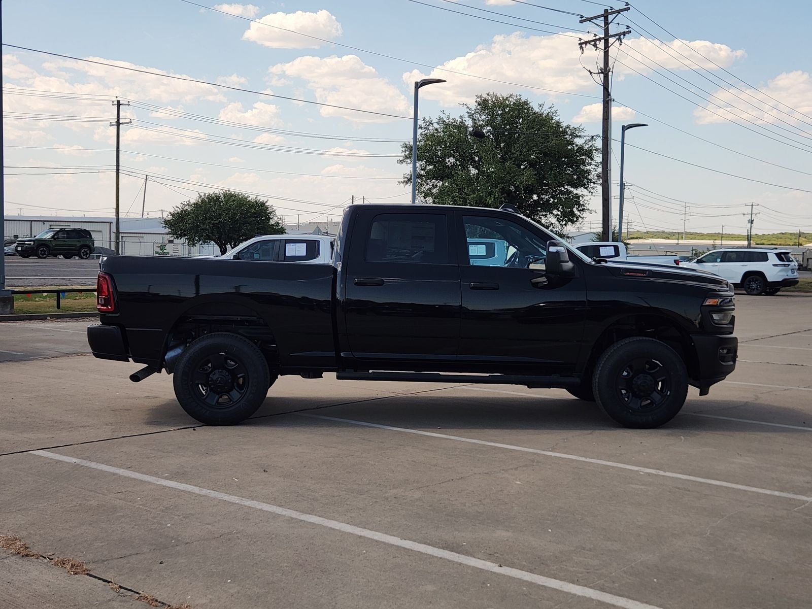 2026 RAM Ram 2500 RAM 2500 TRADESMAN CREW CAB 4X4 6'4' BOX