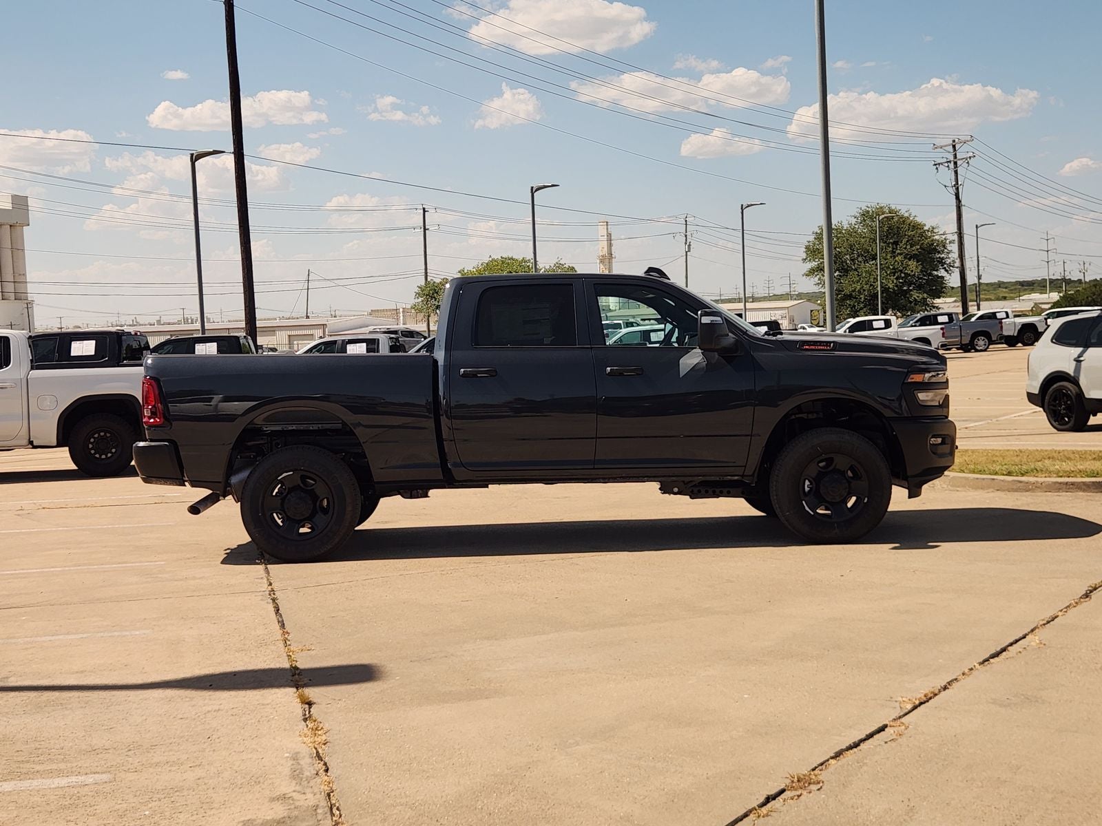 2026 RAM Ram 2500 RAM 2500 TRADESMAN CREW CAB 4X4 6'4' BOX