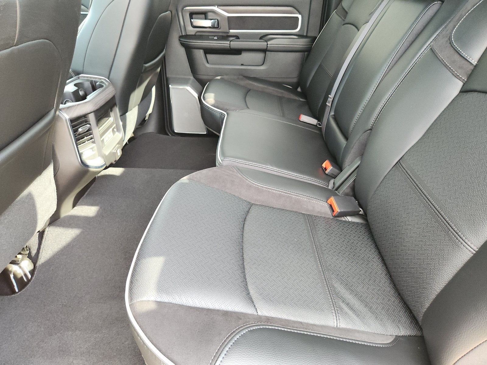 2027 RAM Ram 2500 RAM 2500 LARAMIE CREW CAB 4X4 6'4' BOX