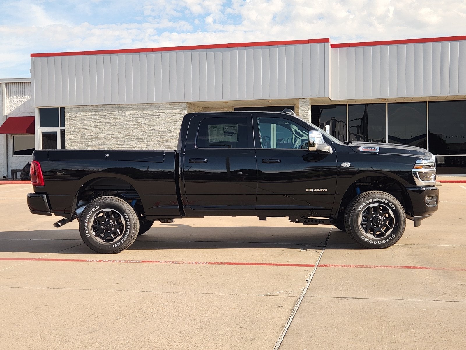 2027 RAM Ram 2500 RAM 2500 LARAMIE CREW CAB 4X4 6'4' BOX