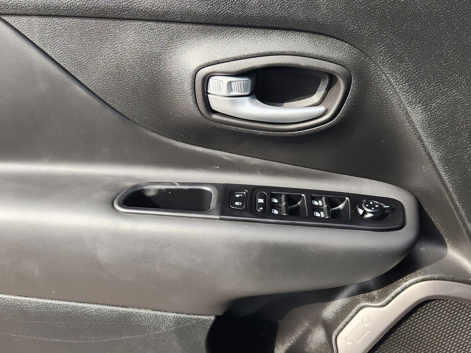 2023 Jeep Renegade Limited