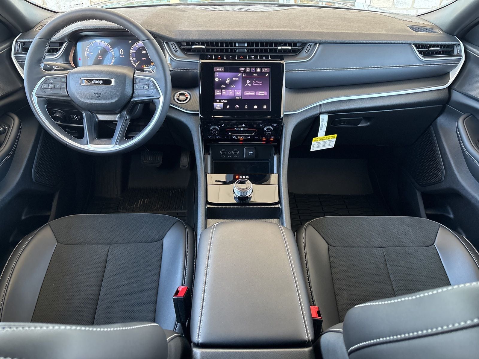 2025 Jeep Grand Cherokee GRAND CHEROKEE ALTITUDE 4X2