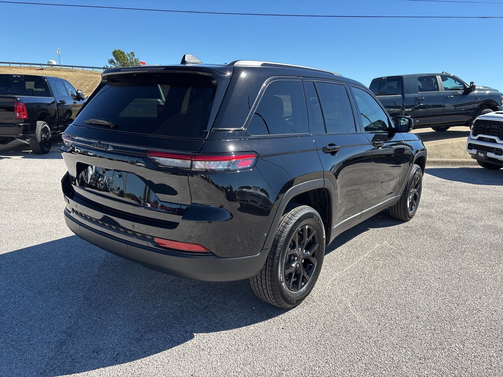 2025 Jeep Grand Cherokee GRAND CHEROKEE ALTITUDE 4X2