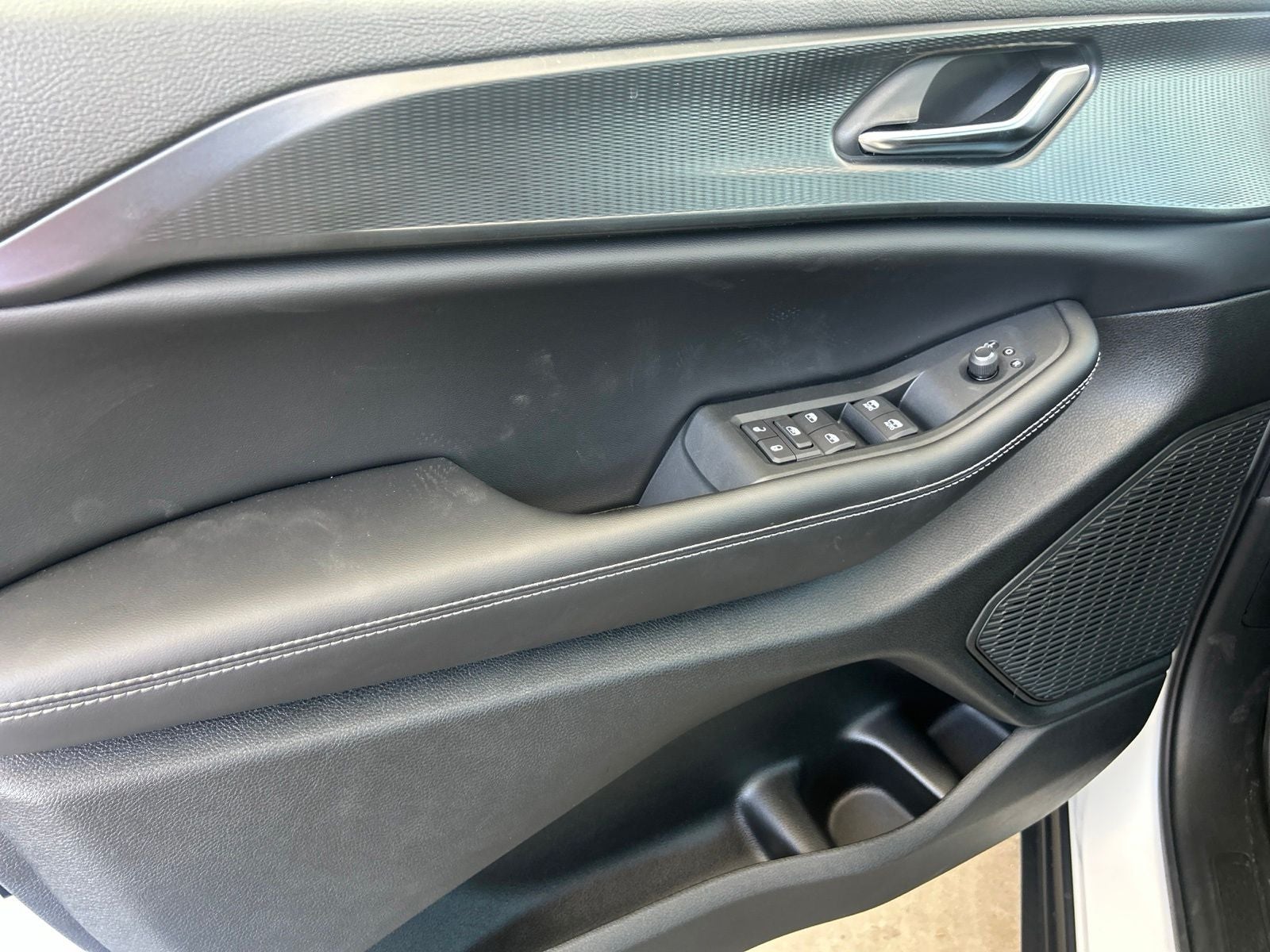 2026 Jeep Grand Cherokee GRAND CHEROKEE LAREDO 4X2