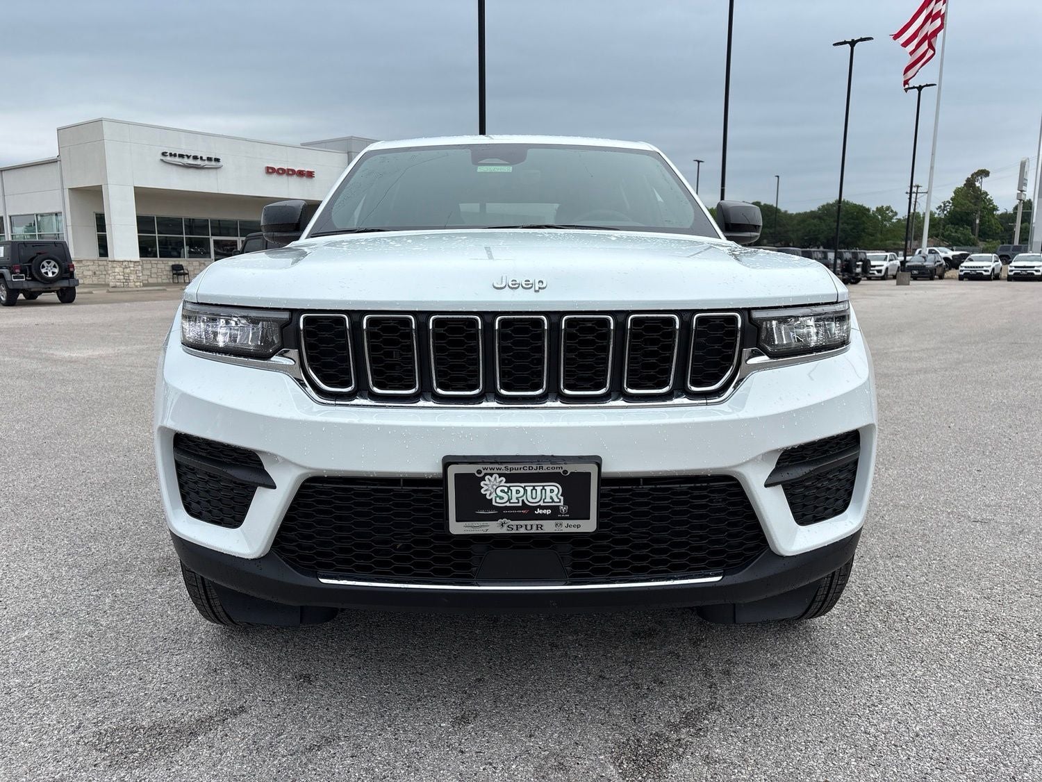 2026 Jeep Grand Cherokee GRAND CHEROKEE LAREDO 4X2