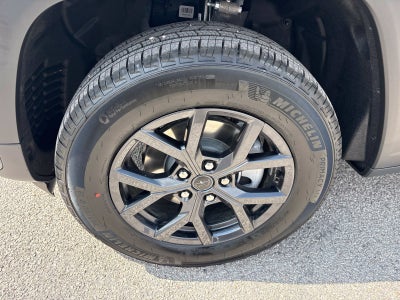 2027 Jeep Grand Cherokee Laredo Altitude