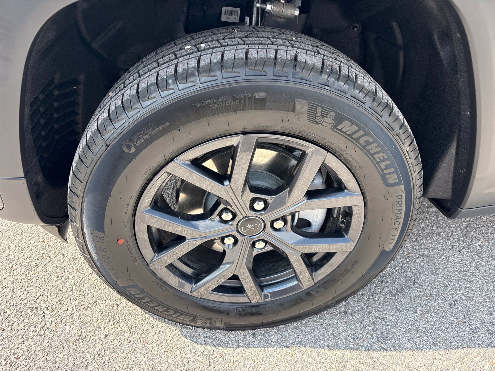 2027 Jeep Grand Cherokee Laredo Altitude
