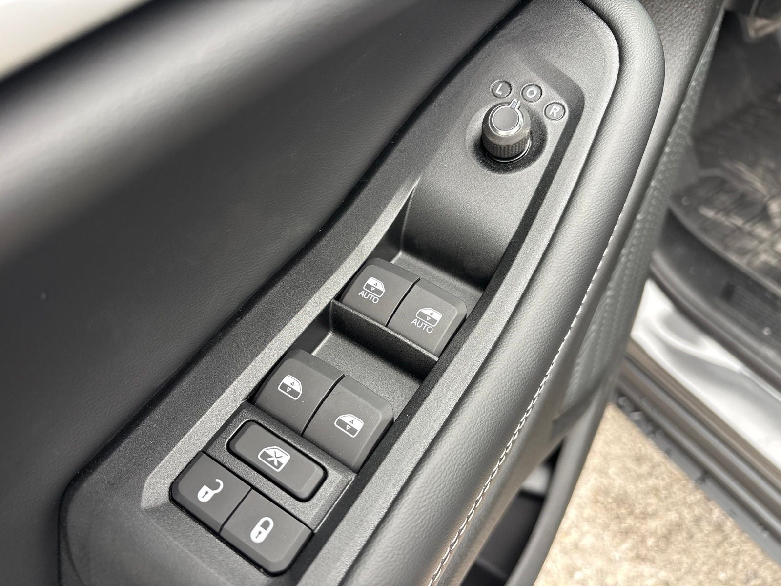 2026 Jeep Grand Cherokee GRAND CHEROKEE LAREDO ALTITUDE 4X2