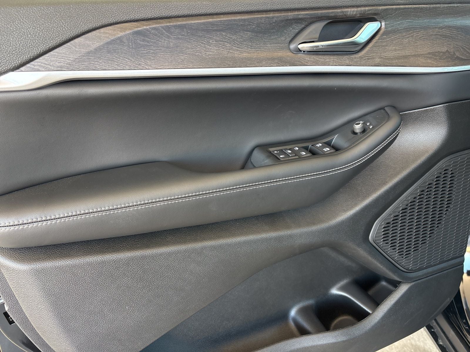 2026 Jeep Grand Cherokee GRAND CHEROKEE LAREDO ALTITUDE 4X2