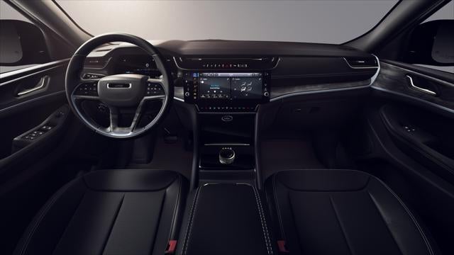 2026 Jeep Grand Cherokee GRAND CHEROKEE LAREDO ALTITUDE 4X2